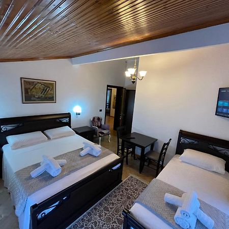 Vila At Berat Extérieur photo