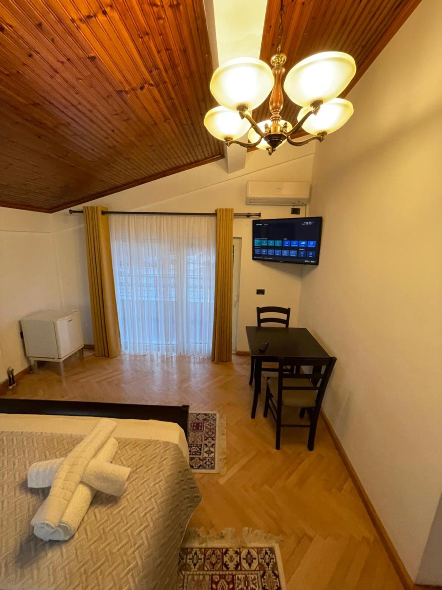 Vila At Berat Extérieur photo