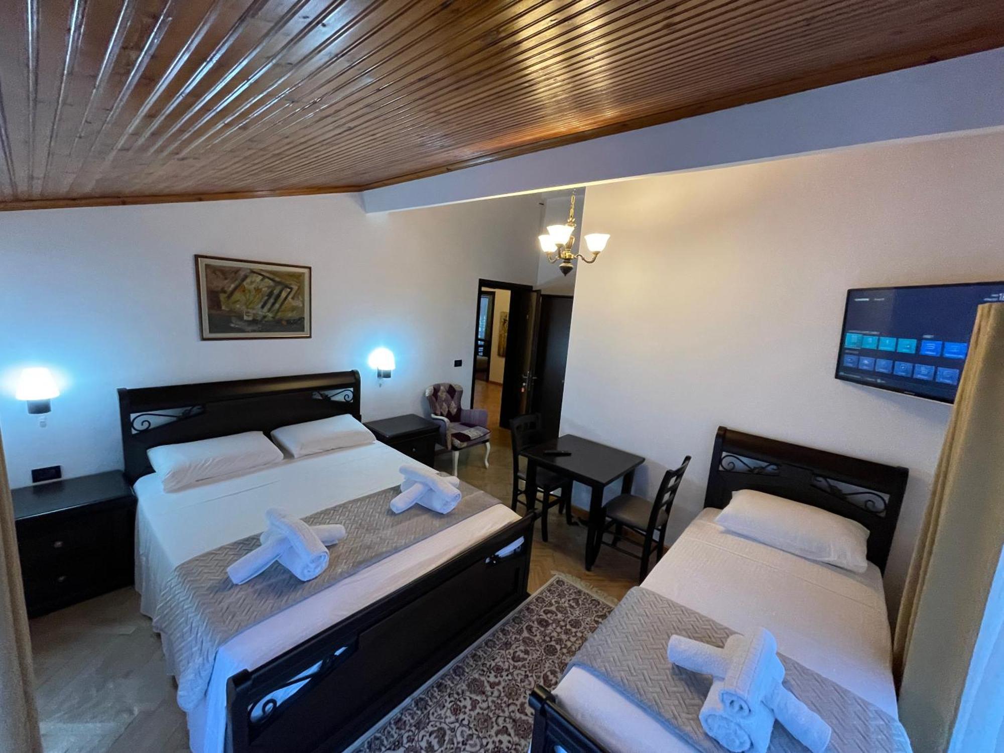 Vila At Berat Extérieur photo